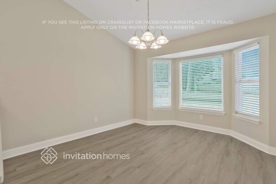 Building Photo - 5392 Medena Way