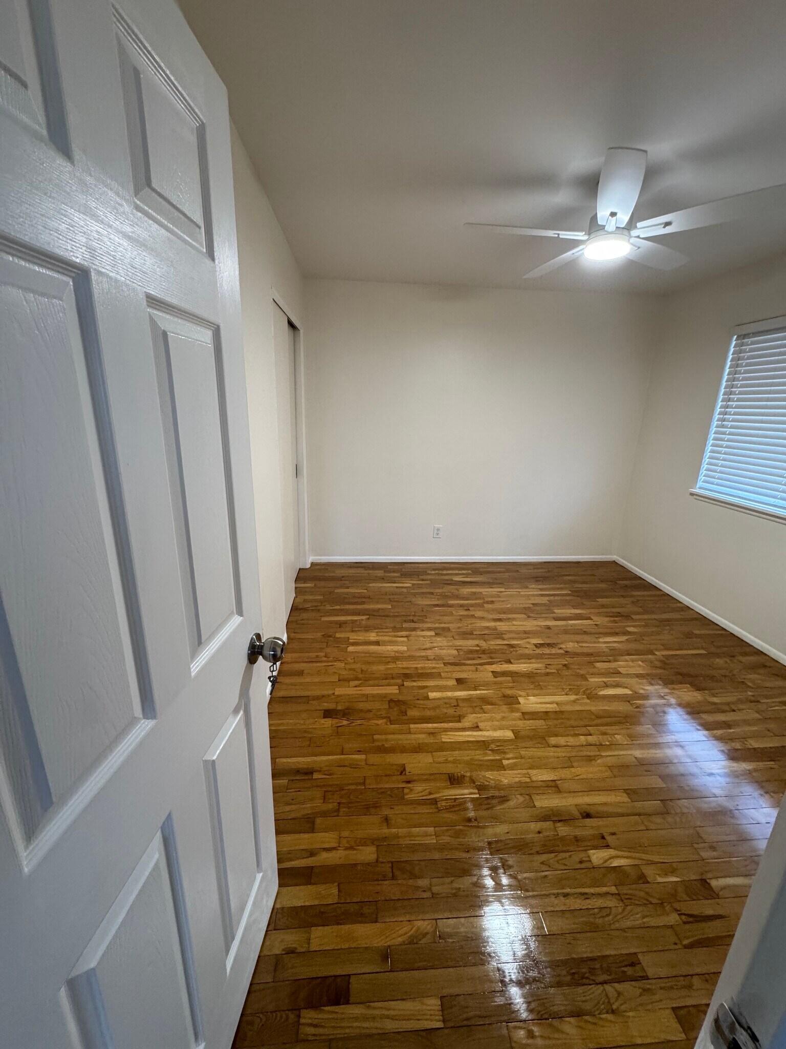 Building Photo - 825 W Thomas L Pkwy