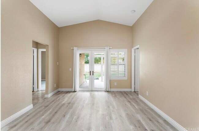 Building Photo - 22931 Springdale Dr