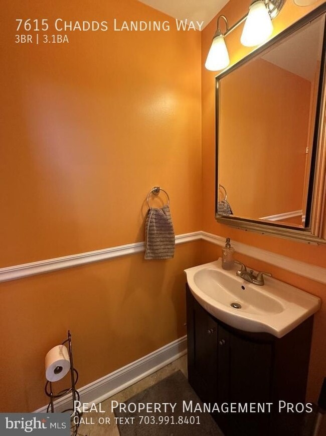 Building Photo - 7615 Chadds Landing Way