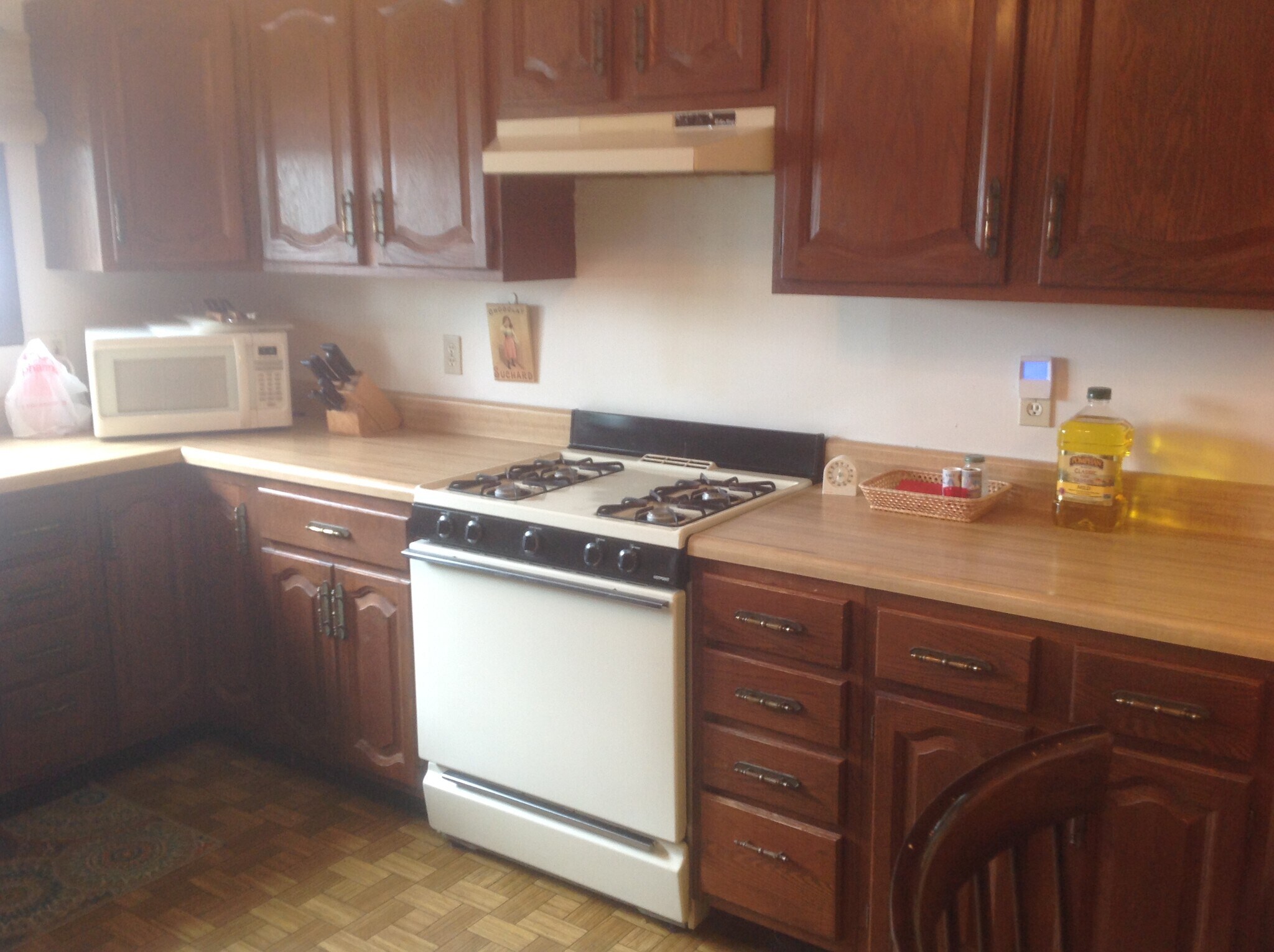 Building Photo - 5077 W Lake Rd