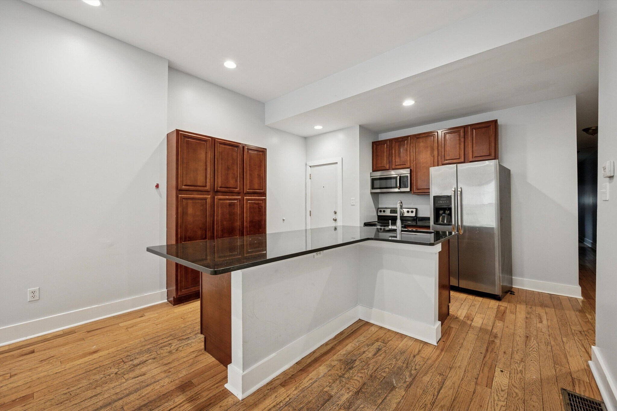 Building Photo - 1703 W Montgomery Ave