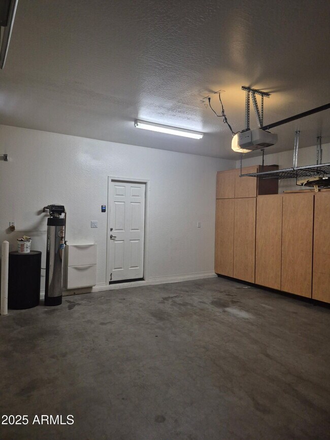 Building Photo - 3707 W Mccauley Ct