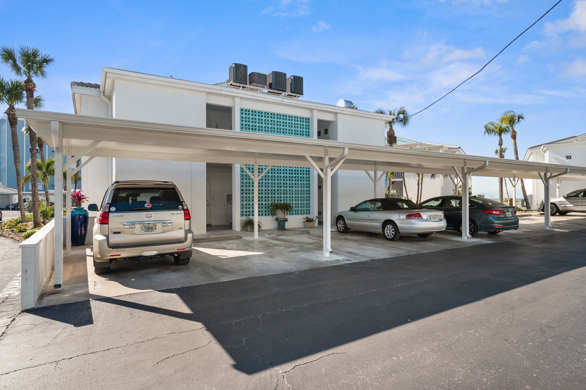 Building Photo - 5400 Gulf Dr