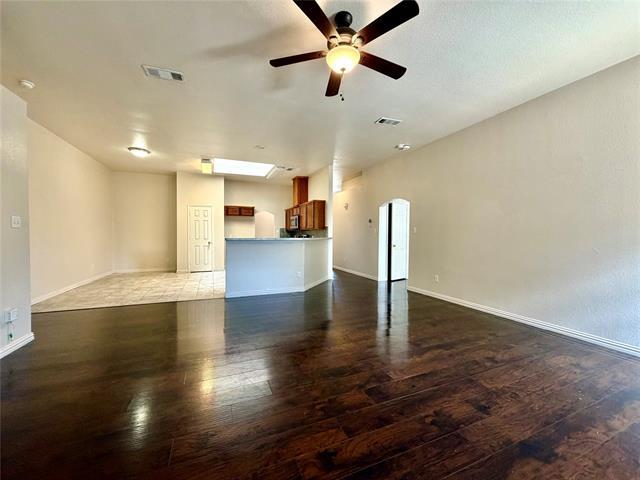 Building Photo - 5408 Dove Dr