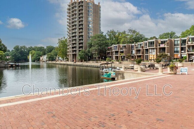 Building Photo - 11475 Washington Plaza W