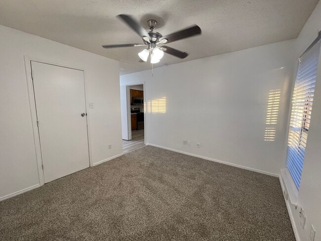 Building Photo - 2422-2424 Sherry Street