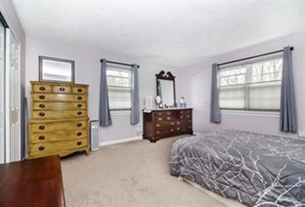 Building Photo - 126 Parker St