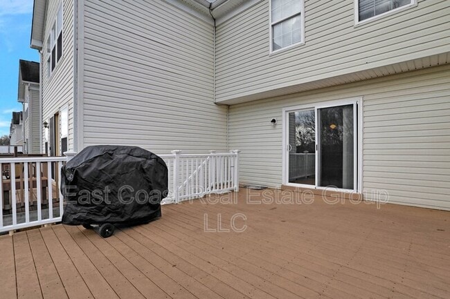 Building Photo - 779 Monet Dr