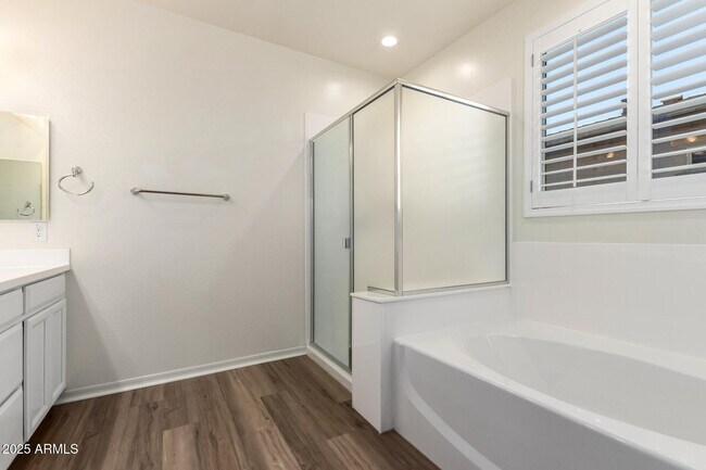 Building Photo - 17508 W Smt Dr