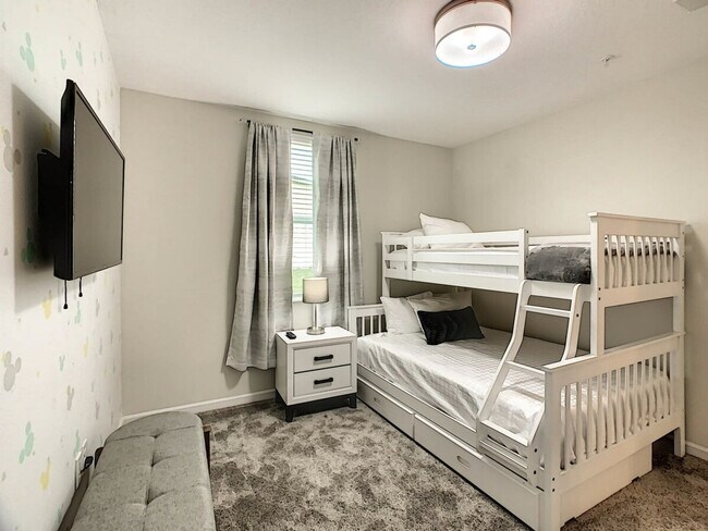 Building Photo - 1520 Oasis Club Blvd