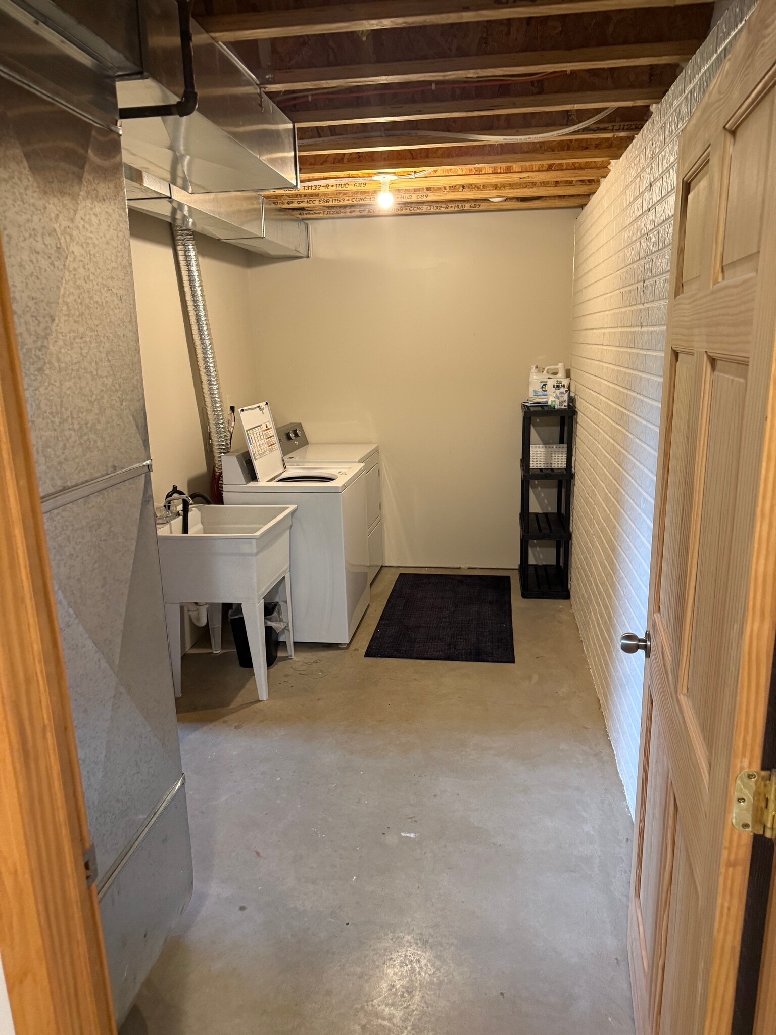 Wash Room Downstairs - 103 Sand Lake Ct