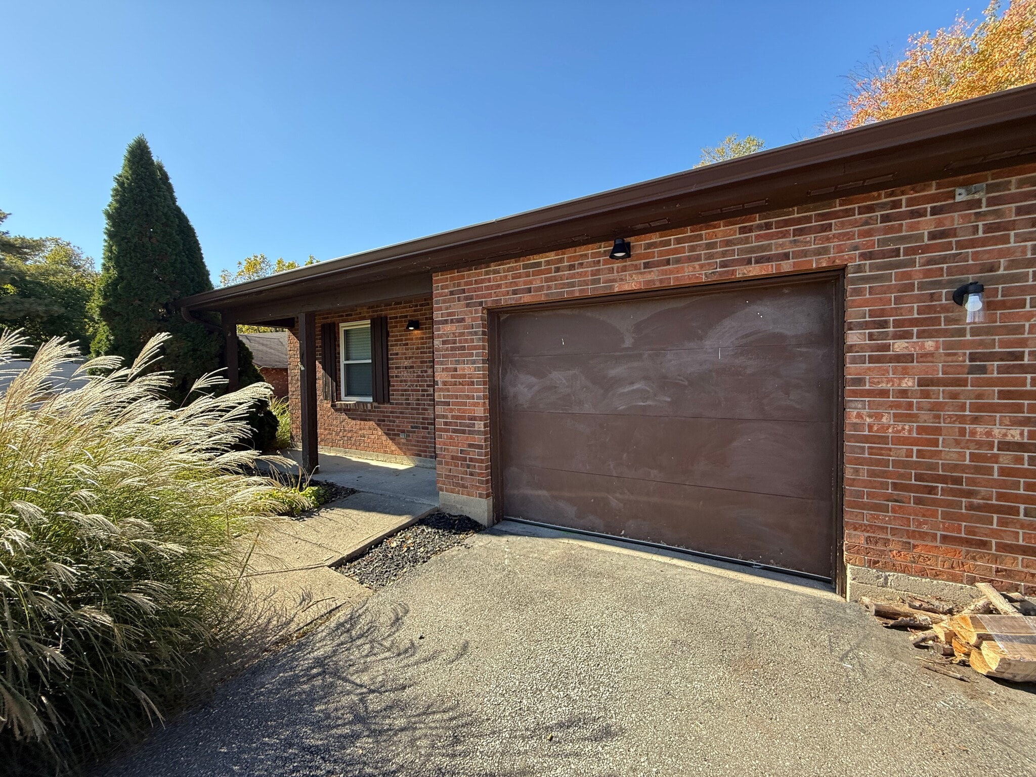 Attached Garage - 307 June Marie Dr