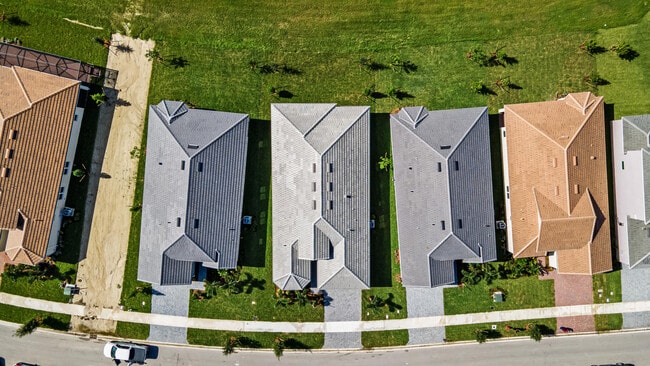 Building Photo - 14192 Lacebark Ln