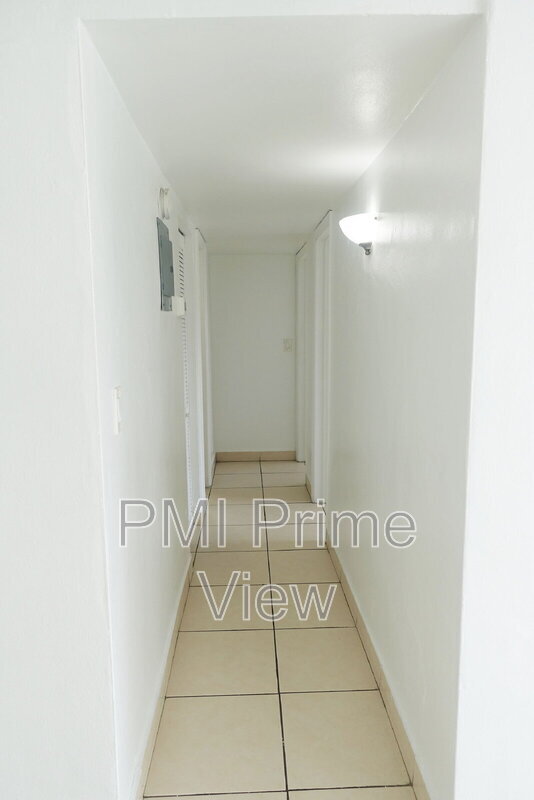 Building Photo - 495 NW 72nd Ave