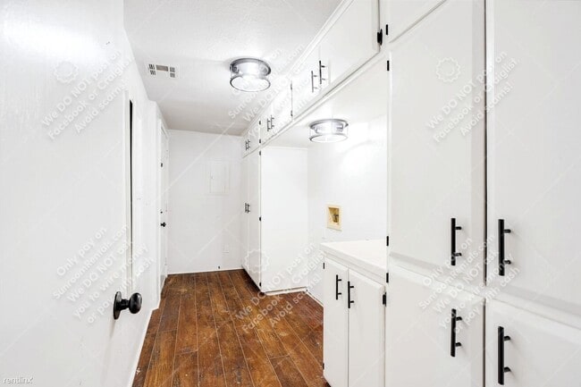 Building Photo - 2 br, 2 bath House - 1528 N Beard Ave