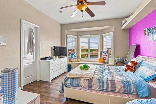 Building Photo - 13566 Emerald Coast Ln