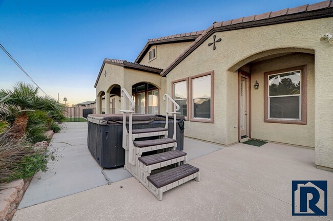 Building Photo - Sprawling, Luxurious Single Story Mansion ...