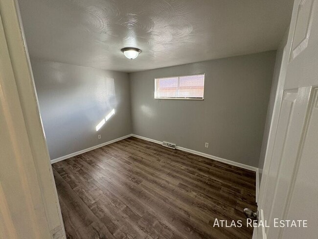Building Photo - 4580 Everett Ct