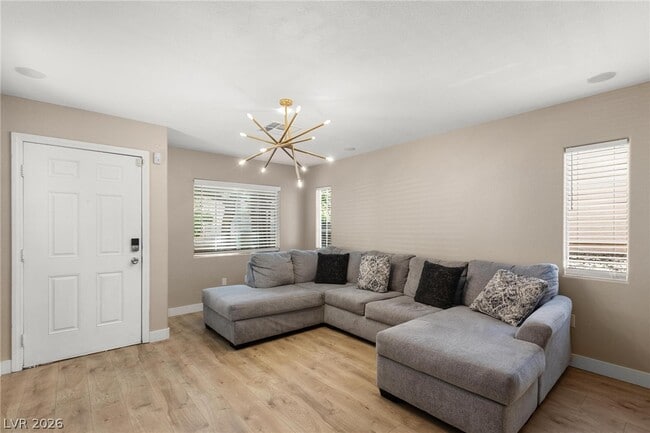 Building Photo - 3647 McMurty Ct