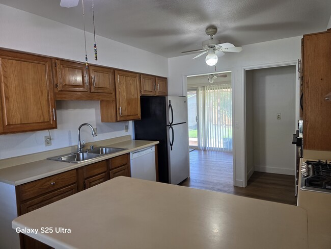 Building Photo - 3979 Mulberry Dr