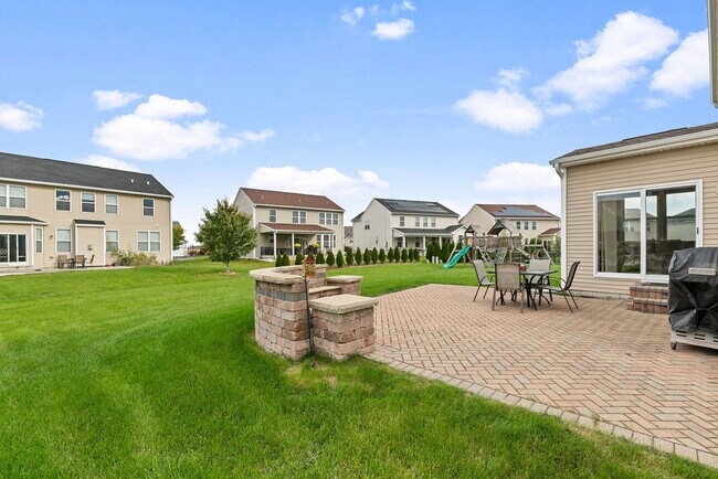 Building Photo - 4319 Silver Bell Ct