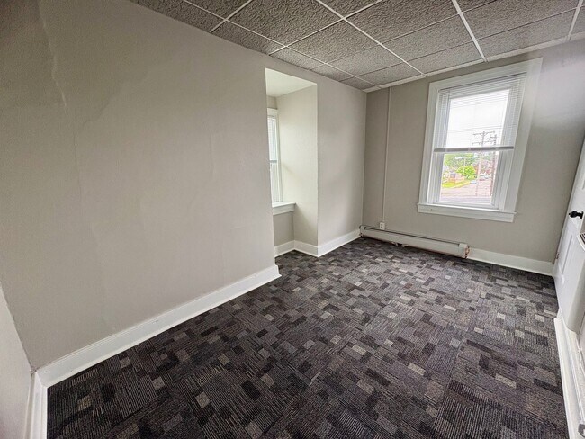 Building Photo - 540 Dallas St