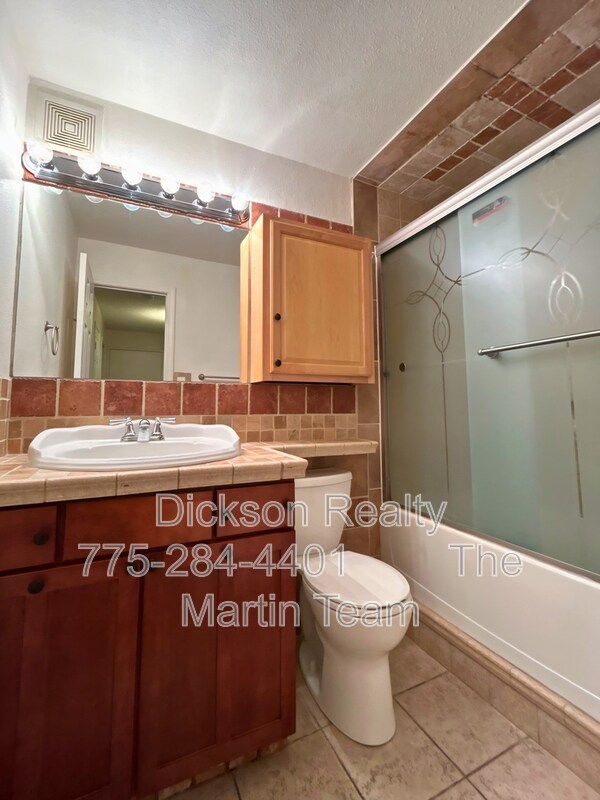 Building Photo - 3942 Clear Acre Ln