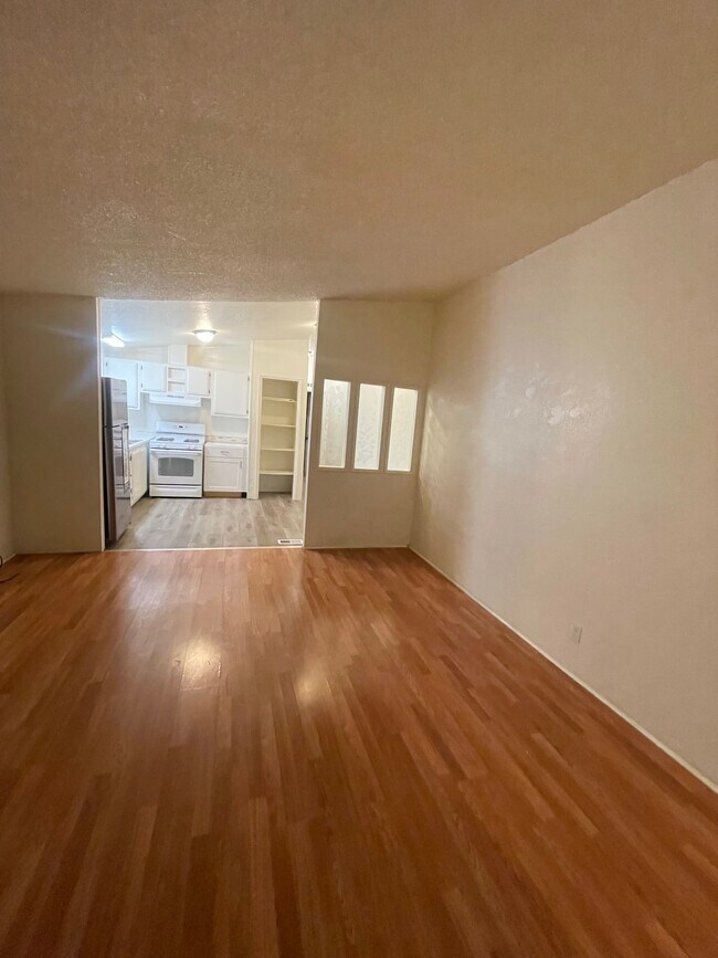 Building Photo - 2134 Fruitvale Ave