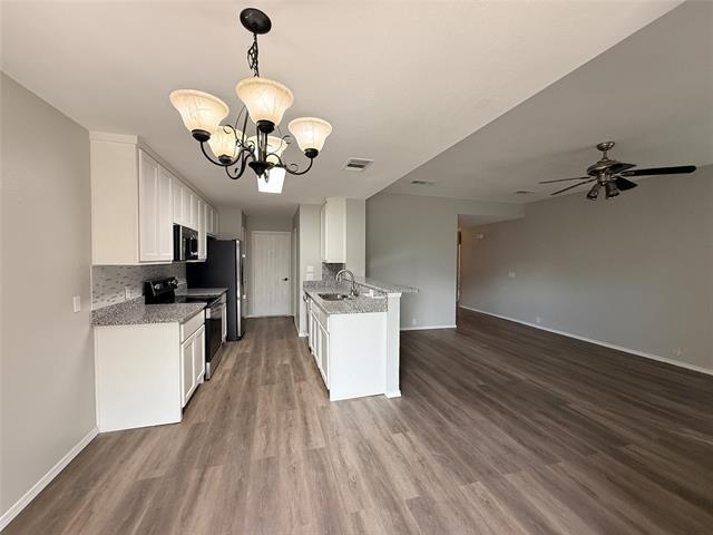 Building Photo - 1113 Greenbend Dr