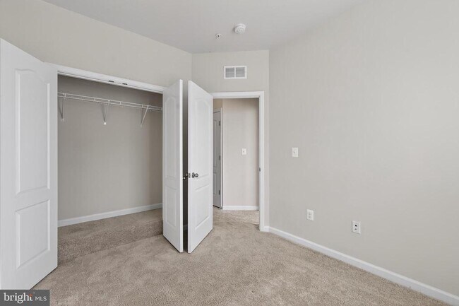 Building Photo - 1023 Flester Ln