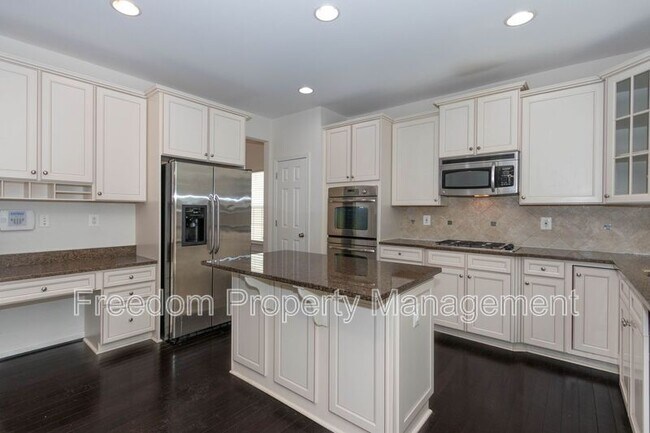 Building Photo - 4100 Presidential Hill Loop