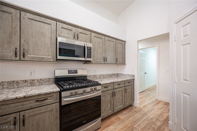 Building Photo - 5312 Bright Sky Ct