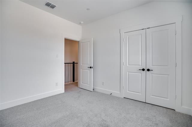 Building Photo - 8925 Enclave Wy