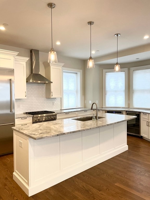 Building Photo - 468 Park Dr