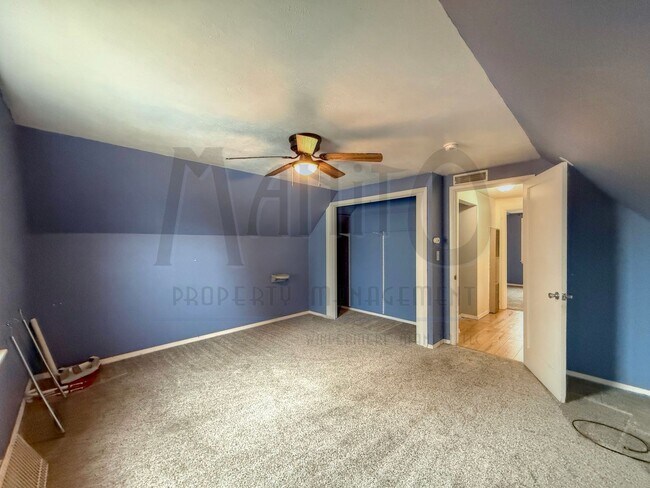 Building Photo - Beautiful Shadle Area Home