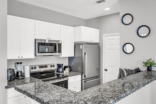 Building Photo - Unfurnished Brand New Condo!