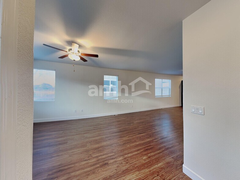 Building Photo - 4315 Crestone Peak St