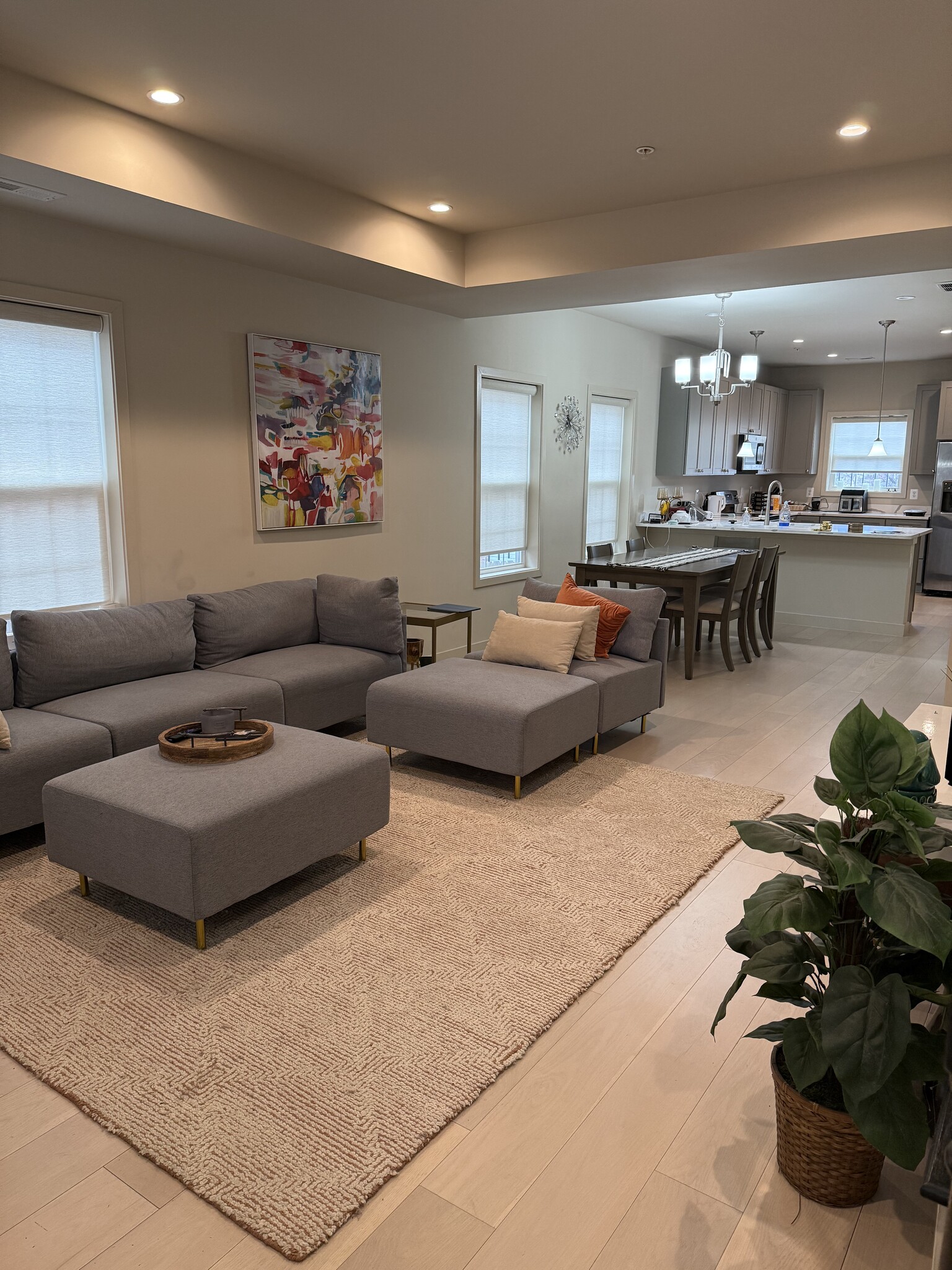 Building Photo - 1715 24th Pl SE