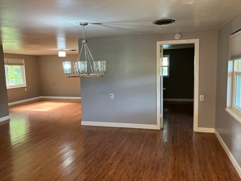 Building Photo - 8842 County Road 121