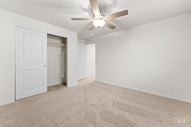 Building Photo - 513 Stanley Lake St