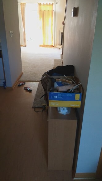 Building Photo - 2187 Cool Stream Cir