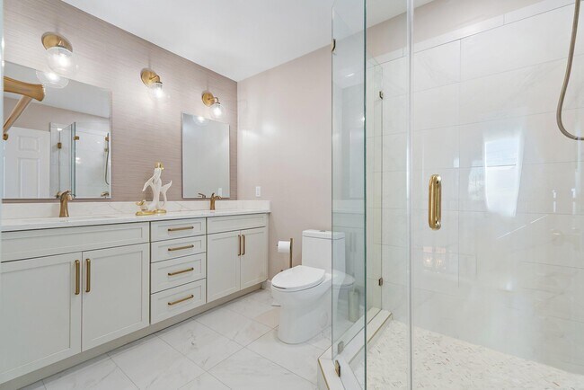 Building Photo - 4161 S US Hwy 1