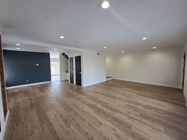 Building Photo - 7061 Seville Way