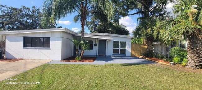 Primary Photo - 2027 Bentley St