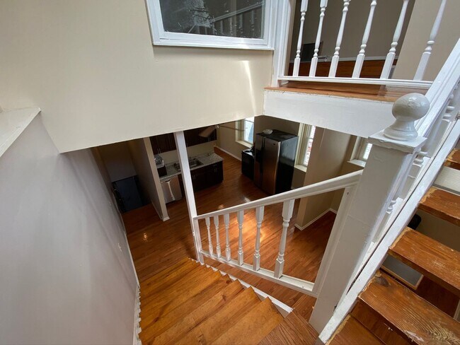 Building Photo - 55 Parker St