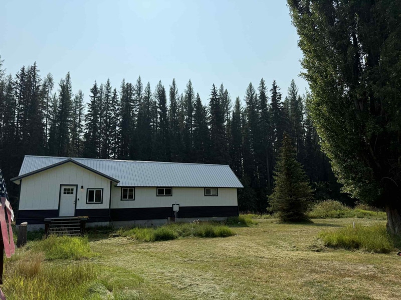 Building Photo - 29024 Yaak River Rd