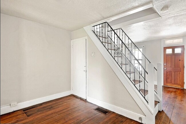 Building Photo - Cozy 2 bedroom in Pottstown