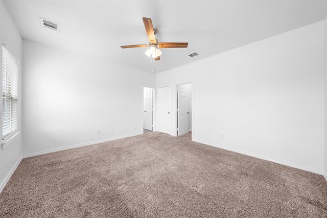 Building Photo - 810 N Walnut St