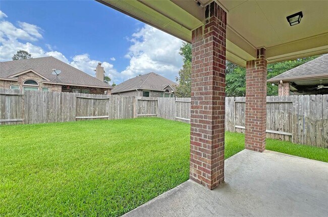 Building Photo - 2474 Garden Shadow Dr